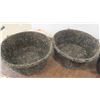 Image 5 : 4 Rubber Feed Buckets 8'' Tall x 17'' Across