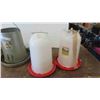 Image 2 : 2 Galvanized Chicken Feeders, 2 Waterers