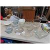 Image 1 : Mixing Bowls, Pie Plates, Loaf Pans & More 