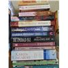 Image 8 : 3 Boxes of Novels : Danielle Steal, Diane Burke & Others 