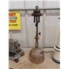 Image 2 : Vintage Grinder, Toaster, Gas Table Lamp, Brass Planter, Galvanized Kettle 