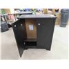 Image 8 : 2 Cabinets 27 1/4'' x 16'' x 32 1/2'' 