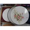 Image 2 : 6 Dinner Mats , Wicker Paper Plate Holders , Wind Chimes , Rustic Shelf & More 