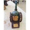 Image 8 : Labatts Mirrored Sign 20 1/2'' x 14 1/2'' , Sandstone Coasters , Brandy Display / Pourer 