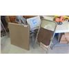 Image 2 : Folding Card Table with 4 Chairs 