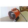 Image 2 : 4800 Watt Heater , Coleman 40 Watt Panel