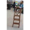 Image 2 : Wood Stepper 42'' Tall 
