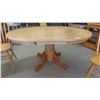 Image 2 : Table 29'' x 41'' x 58'' with 4 Chairs 