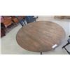 Image 7 : Pedestal Table 30'' x 42'' with 4 Chairs 