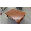 Image 2 : Oak Coffee Table on Casters with Hinged Lift Top 19'' x 45'' x 28''