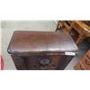 Image 5 : Westinghouse Cabinet Radio 30'' x 24'' x 12'' 