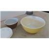Image 2 : 40 Corelle Dishes, 2 Pyrex Mixing Bowls 