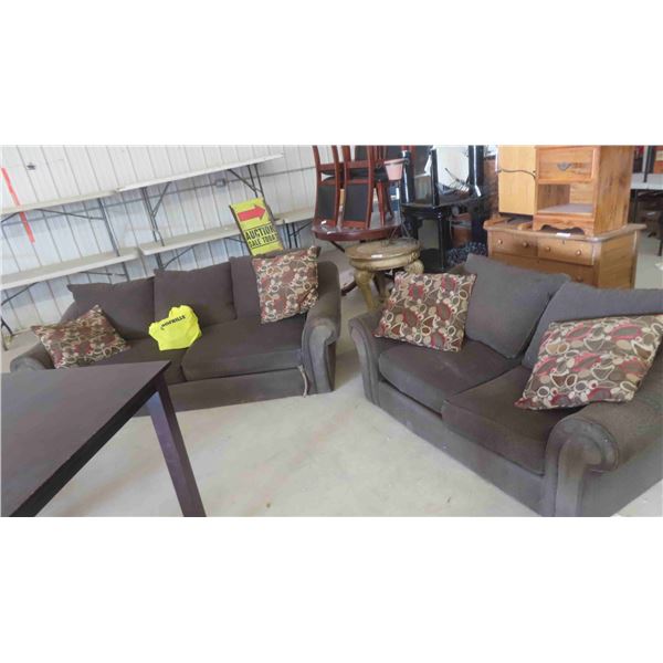 Couch 88'' Wide and Love Seat 64'' Wide with Legs 