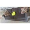 Image 5 : Couch 88'' Wide and Love Seat 64'' Wide with Legs 