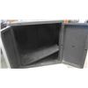 Image 3 : 2 Shop Cupboards 24'' x 24'' x 14'' 
