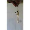 Image 2 : 24 Count Shaky Bones Skull Toys 
