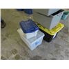 Image 2 : 5 Storage Totes All with Lids 