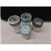 Image 18 : (35) Vintage Pint Size Fruit Jars with Lids 