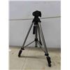 Image 2 : Vanguard Camera Tripod 