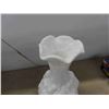 Image 2 : Vintage Imperial Glass Loganberry Vase 