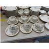 Image 3 : 77 Pieces Limoge Theodore Hariland France China 