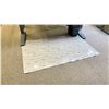 Image 2 : 3 LARGE ANTI-FATIGUE MATS 60 X 34"