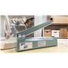 Image 3 : LUXO WAVE LED 5D MAGNIFIER AND IMPULSE SEALER MODEL AIE-300 HEAT SEALER