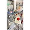 Image 4 : LOT OF ASSORTED BEAKERS AND GLASSWARE