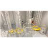Image 2 : LOT OF ASSORTED BEAKERS AND GLASSWARE