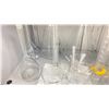 Image 3 : LOT OF ASSORTED BEAKERS AND GLASSWARE