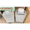 Image 3 : 2 TIER MOBILE METRO RACK WITH ASSORTED JUGS AND CARBOYS