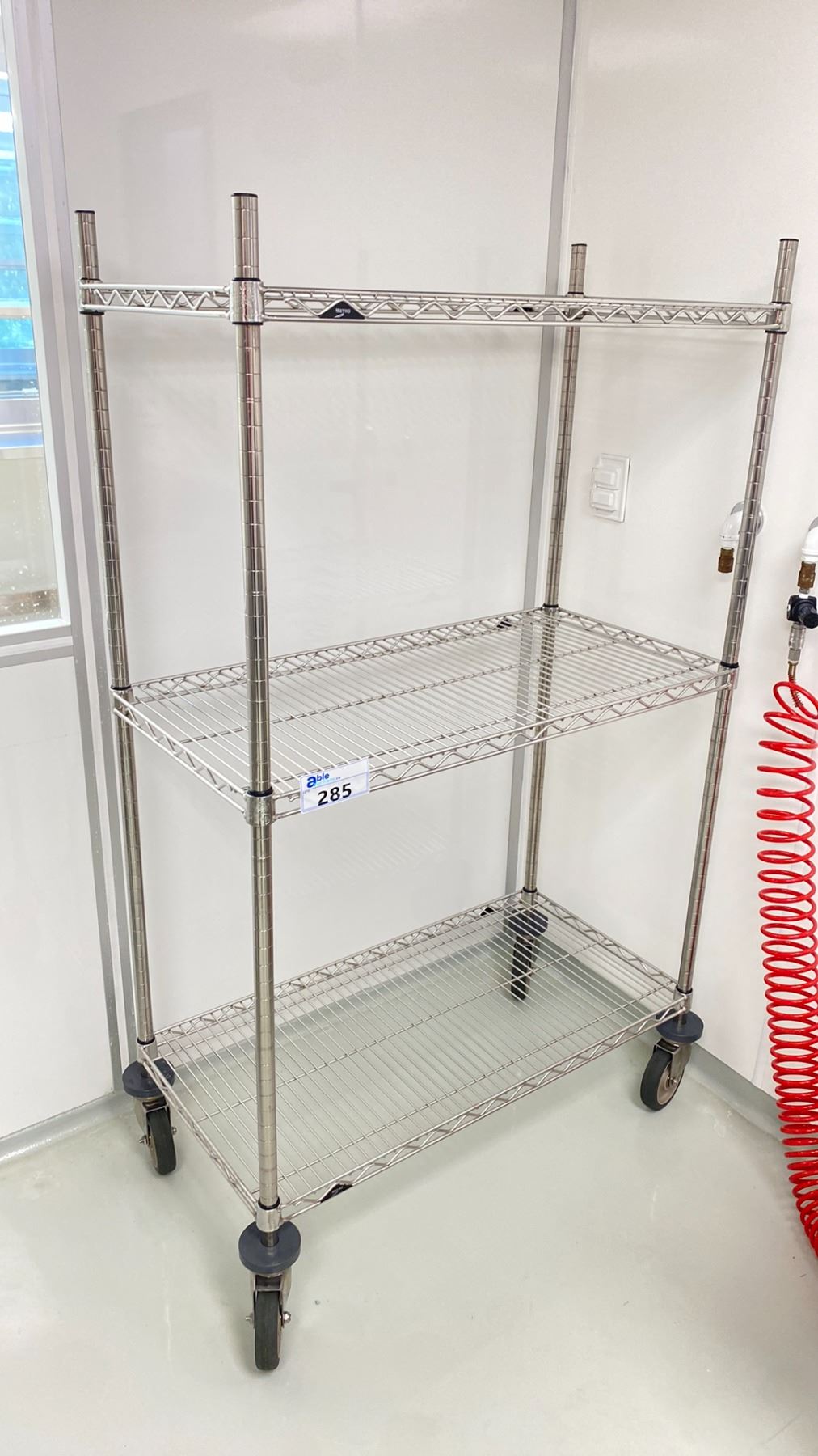 3 TIER MOBILE METRO RACK - Able Auctions