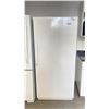 Image 1 : WOODS UPRIGHT FRIDGE
