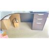 Image 3 : L SHAPED DESK APPROX 5.5 X 5.5' WITH 2 DRAWERS (CONTENTS NOT INCLUDED)