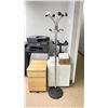 Image 5 : 2 ROLLING FILE CABINETS