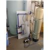 Image 1 : RODI WATER FILTRATION SYSTEM WITH TANK AND PUMP