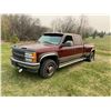 Image 1 : 2000 Chevrolet 3500, 4x4 Dually, 454 Automatic, Crew Cab, 6.5 ft box, Fully Loaded, c/w 5th wheel, T