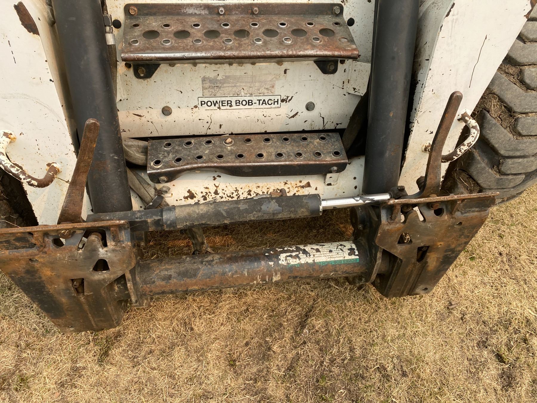 2007 S300 Bobcat, 2 spd, High Flow, Quick Attach, Enclosed Cab, Hand or