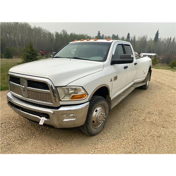 2011 Dodge /Ram 3500 Laramie Dually, Crew Cab, 4WD, 6.7 Diesel, 5th Wheel, New motor, new transmissi