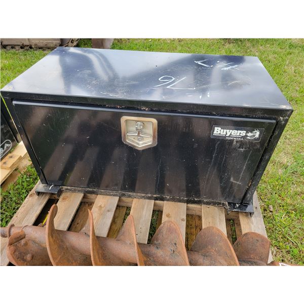 As New 36" x 18" tool box