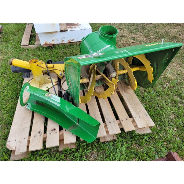 JD 28" snowblower (attachment)