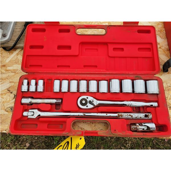 Up to 15/16 rachet set