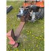 Image 4 : Ariens GT 17 Tractor c/w loader & gas driven wood splitter, not running