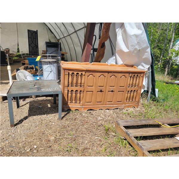 Table & Stereo c/w turntable & 8-track player
