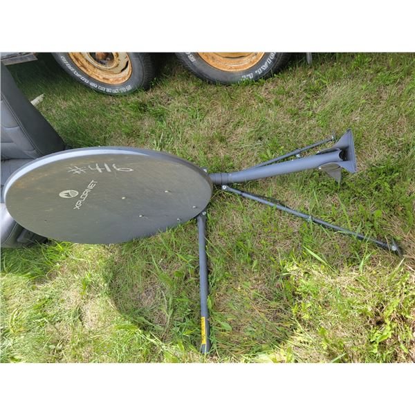 Satellite dish, works