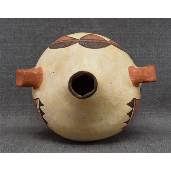 ZUNI POTTERY CANTEEN ( LINDA LUNA)