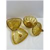 Image 2 : Assorted Coloured Glass Items