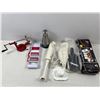 Image 1 : Assorted Kitchen Gadgets