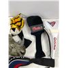 Image 2 : Assorted Golf Accessories
