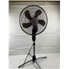 Image 1 : Airworks Standing Fan